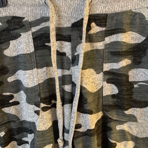 Pre Owned Women’s Sportelle Camouflage Joggers Sweatpants Sz S Athletic Comfort - Picture 6 of 10